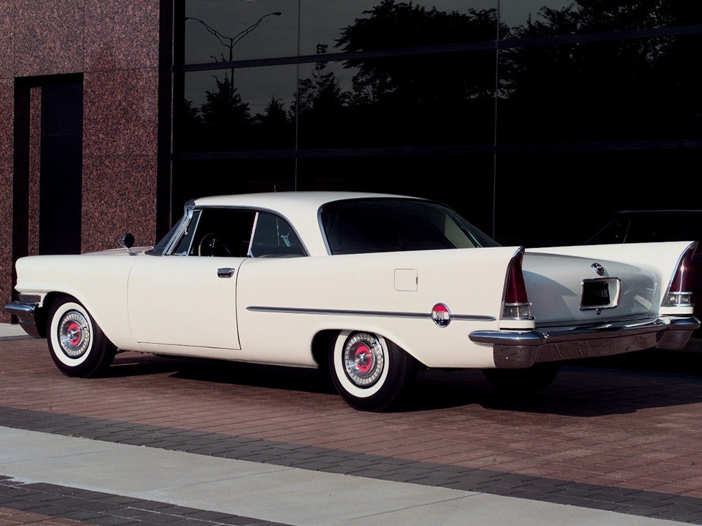 CHRYSLER-300C-2135_8.jpg